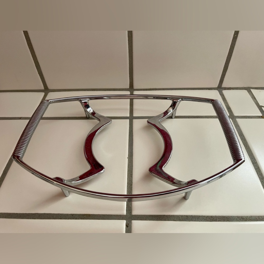 Vintage Corning Ware Elegant Silver Metal Trivet